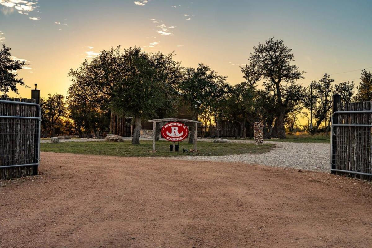 Rockin' R - Rustic Star Cabin Fredericksburg Luaran gambar